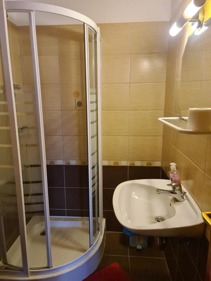 Mediterran Apartman Es Vendeghaz Hajdúszoboszló Екстериор снимка