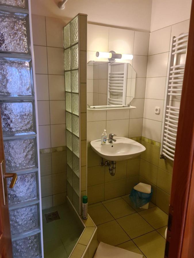 Mediterran Apartman Es Vendeghaz Hajdúszoboszló Екстериор снимка