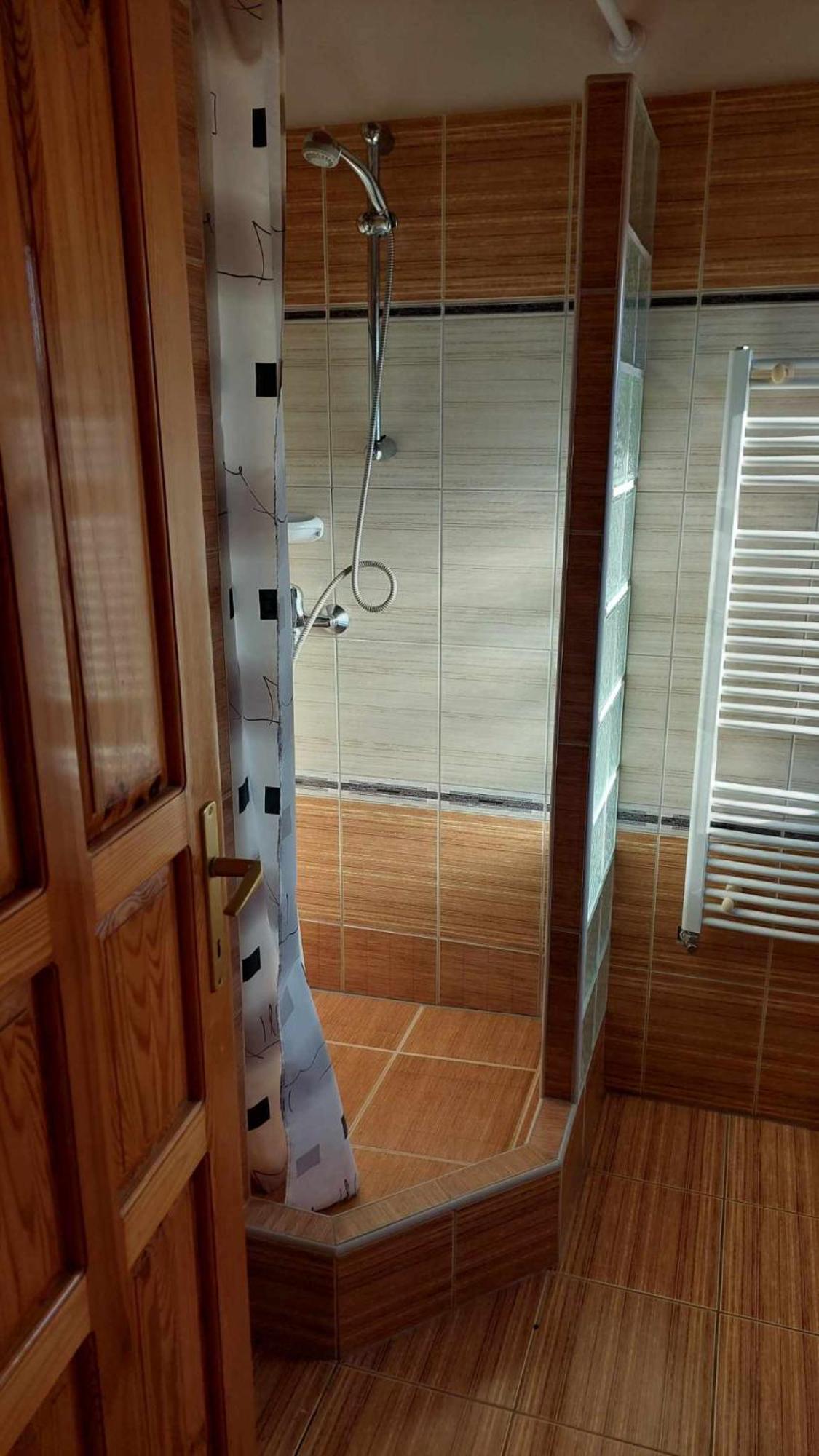 Mediterran Apartman Es Vendeghaz Hajdúszoboszló Екстериор снимка